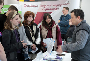 ООО «Компания Саула» приняла участие в ярмарке вакансий на базе ОГА ПОУ «Смоленская академия градостроительства и архитектуры»